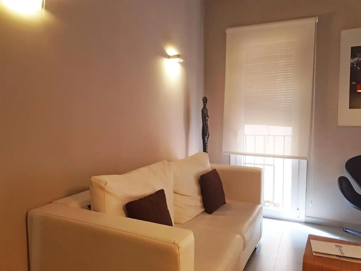 Apartamentos Caballerizas Granada Con Parking Gratuito En Pleno Centro 아파트