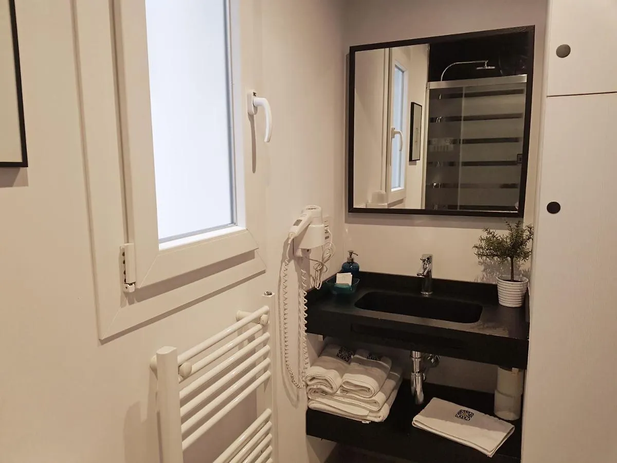아파트 Apartamentos Caballerizas Granada Con Parking Gratuito En Pleno Centro 스페인