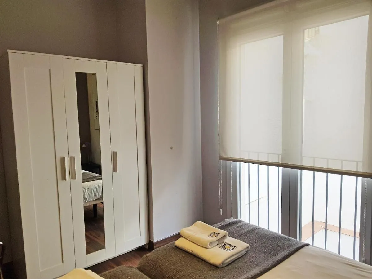 아파트 Apartamentos Caballerizas Granada Con Parking Gratuito En Pleno Centro 스페인