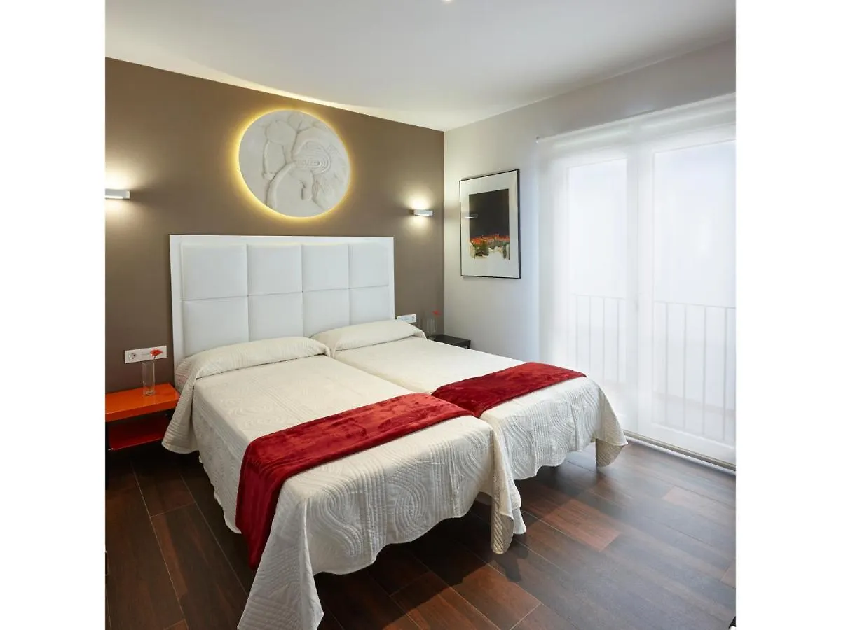 Apartamentos Caballerizas Granada Con Parking Gratuito En Pleno Centro 스페인