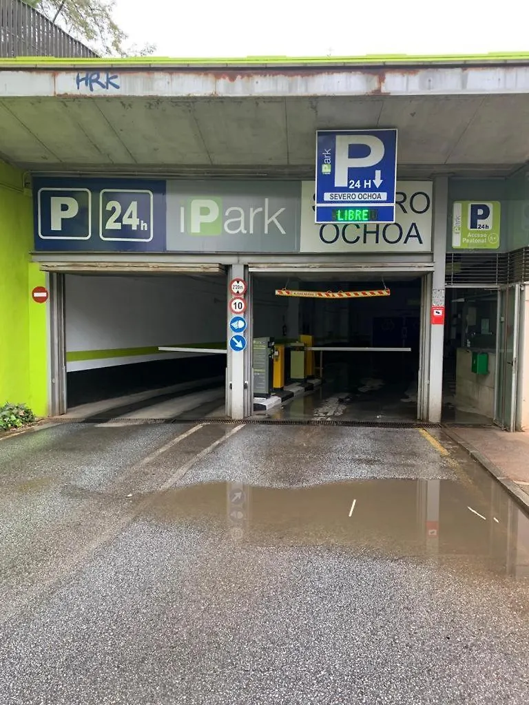 Apartamentos Caballerizas Granada Con Parking Gratuito En Pleno Centro 아파트